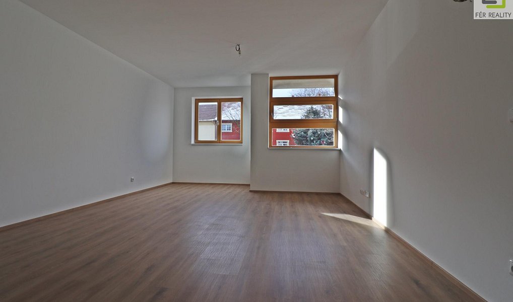 Pronájem bytu 1+kk 40 m², Brozany nad Ohří – náhled fotky 2