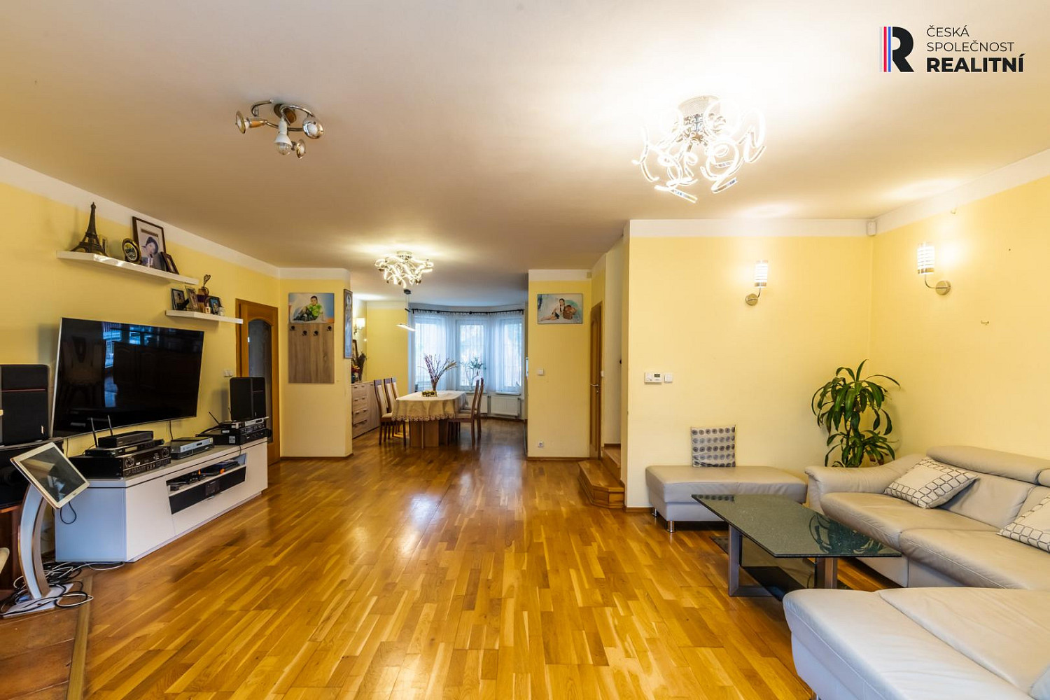 Prodej domu 168 m² s pozemkem 427 m² – fotografie 3