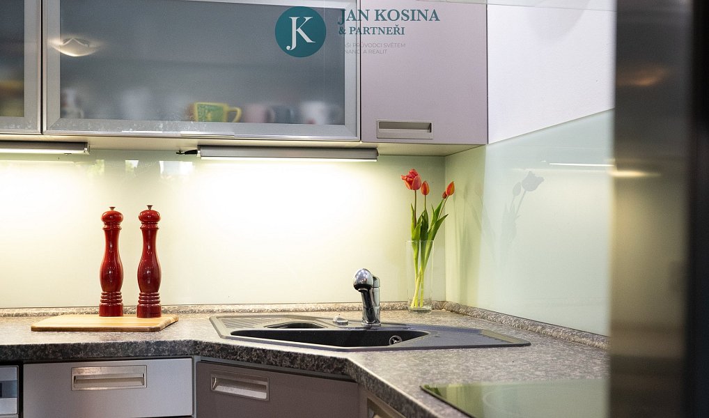 Prodej bytu 2+kk 61 m², Praha – náhled fotky 10