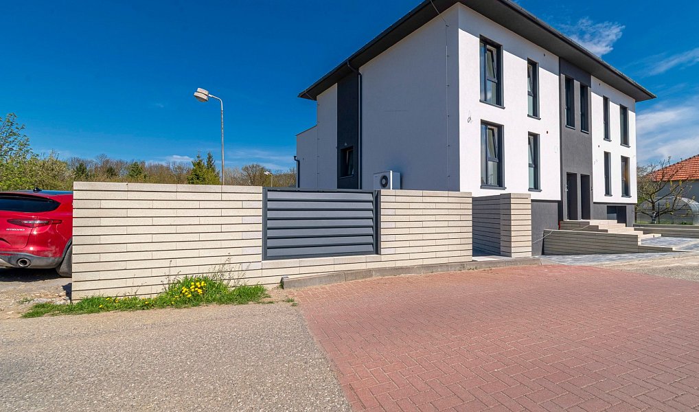 Prodej domu 280 m² s pozemkem 397 m², Olomouc – náhled fotky 3