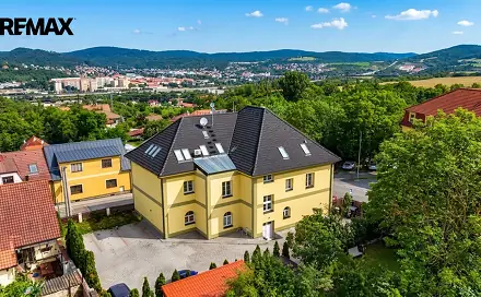 Prodej bytu 3+kk 75 m², Hlavní, Beroun - Beroun-Jarov