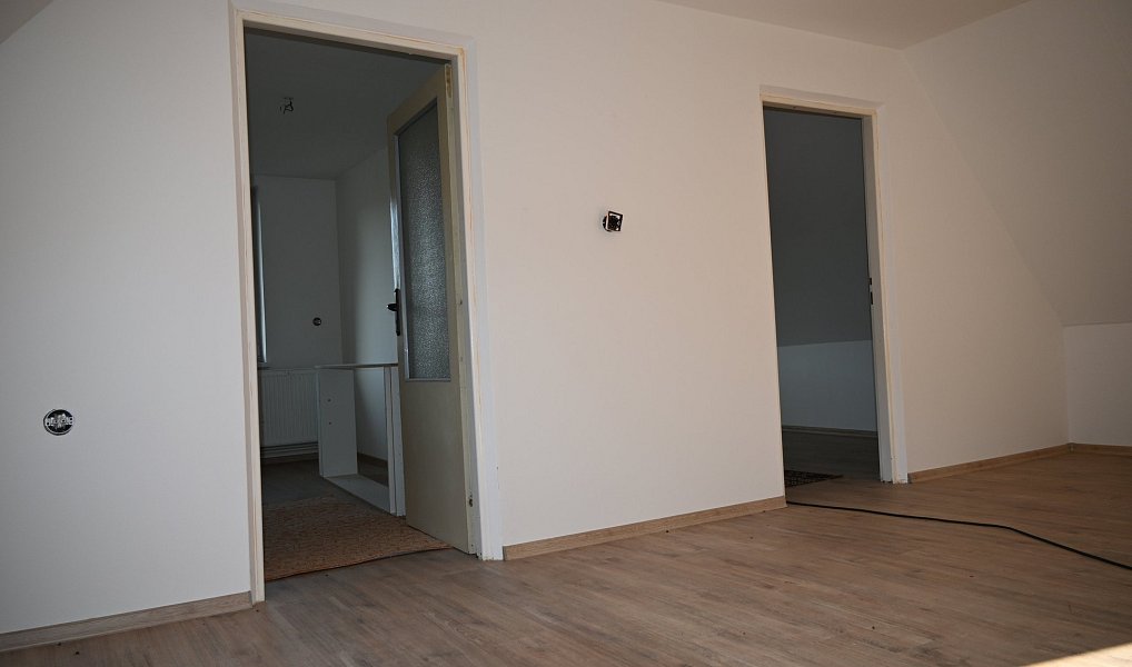 Prodej domu 194 m² s pozemkem 1 508 m², Vrbno pod Pradědem – náhled fotky 12