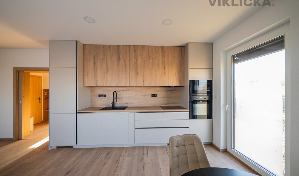 Prodej ubytovacího objektu 63 m², Zaječí – náhled fotky 3