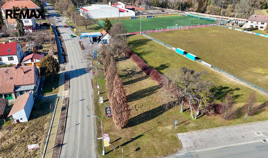 Prodej komerčního pozemku 784 m², Lednice – náhled fotky 2