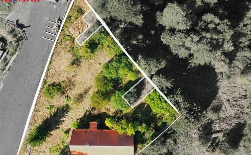 Prodej stavebního pozemku 2 000 m², Bochov, okres Karlovy Vary