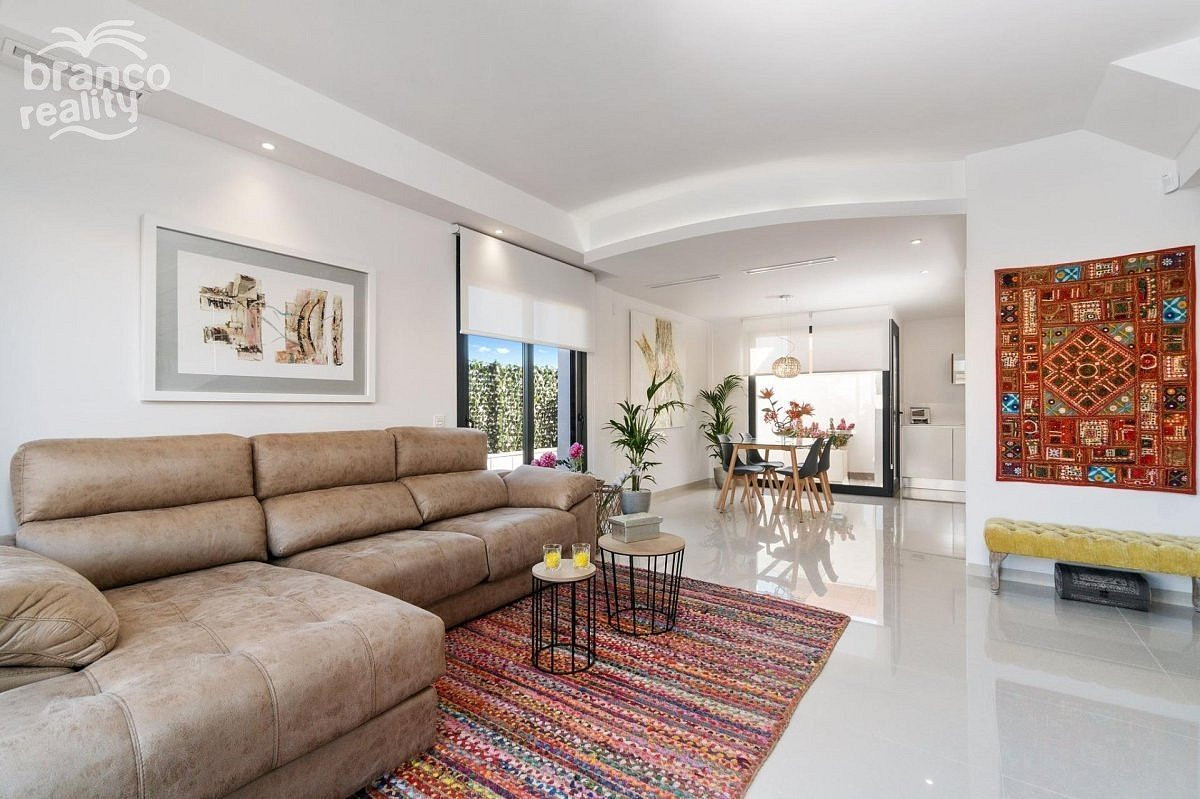 Prodej domu 108 m² s pozemkem 405 m² - Vista 5