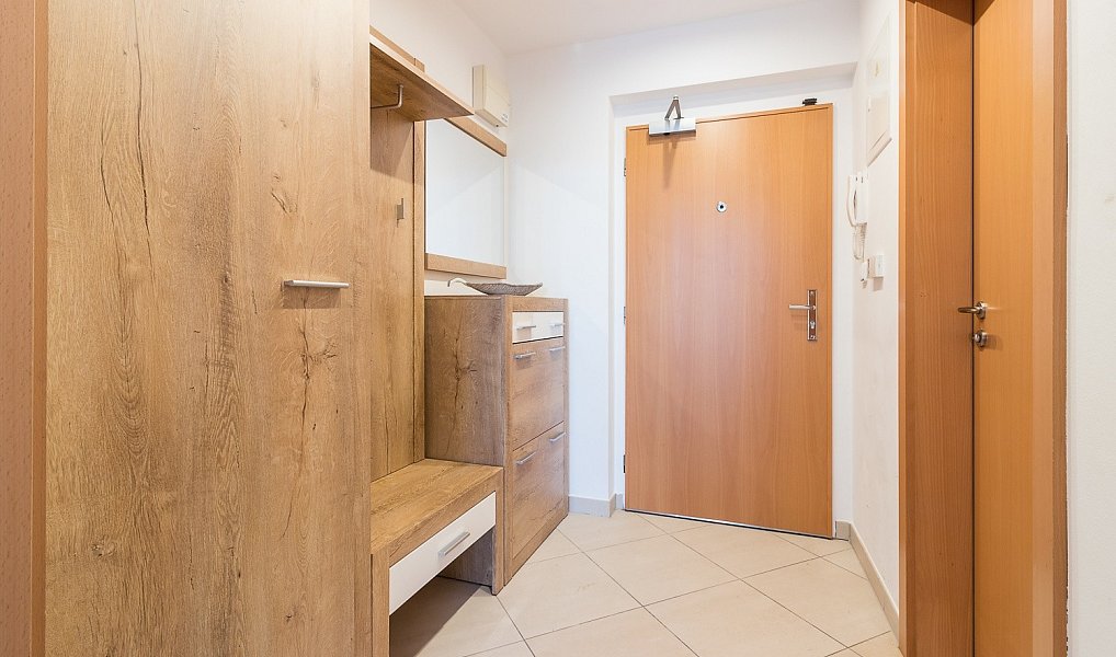 Pronájem bytu 1+kk 29 m², Praha – náhled fotky 4