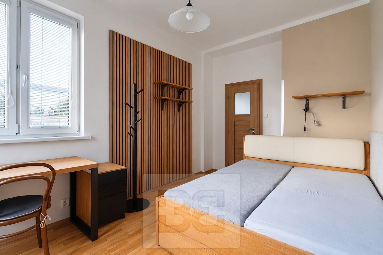 Pronájem bytu 1+1 33 m² – fotografie 2