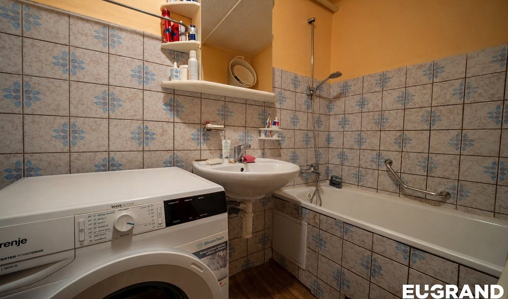Prodej domu 350 m² s pozemkem 1 184 m², Nový Bor – náhled fotky 21