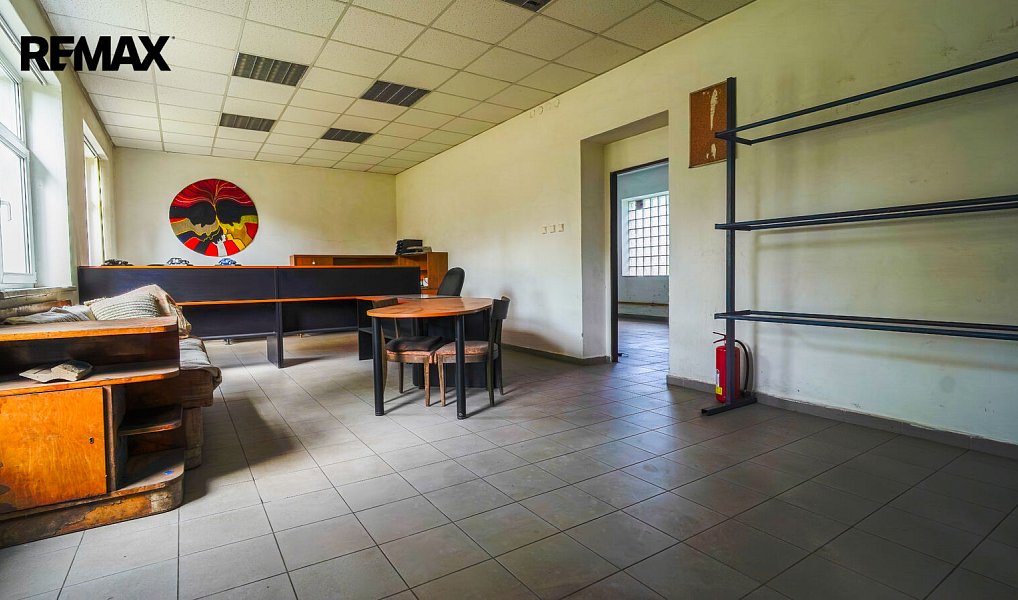 Prodej obchodních prostor 278 m², Smiřice – náhled fotky 7