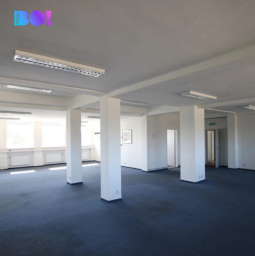 Pronájem kanceláře 1 202 m² – fotografie 2
