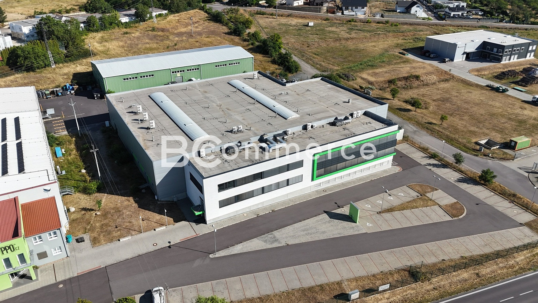 Pronájem skladovacích prostor 4 204 m² – fotografie 2