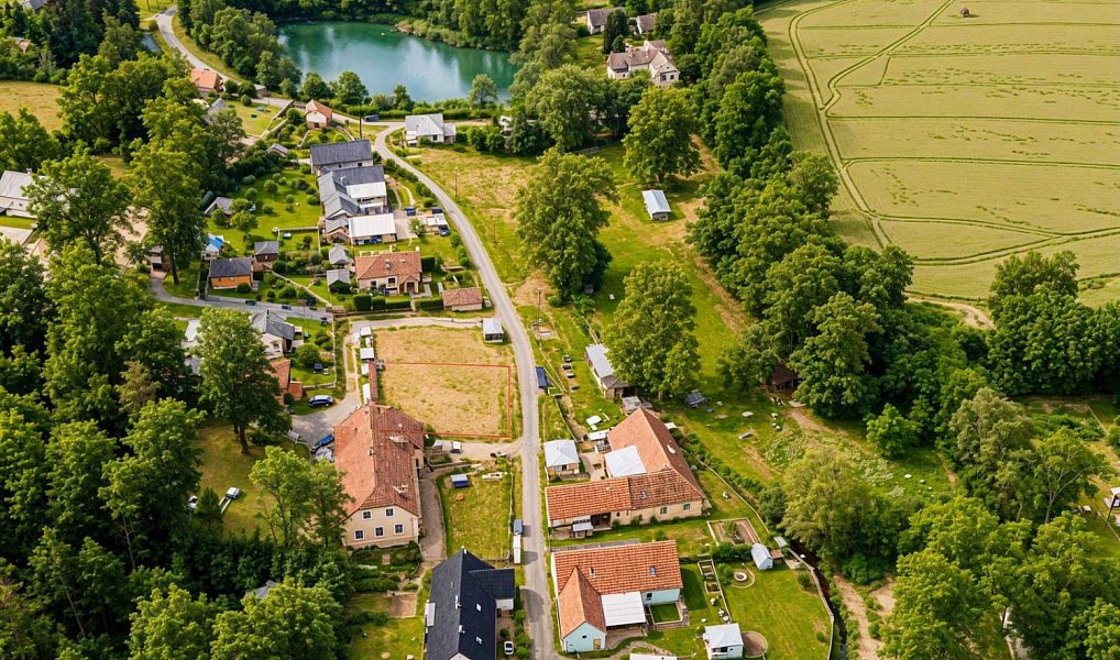 Prodej stavebního pozemku 366 m², Nová Bystřice – náhled fotky 7