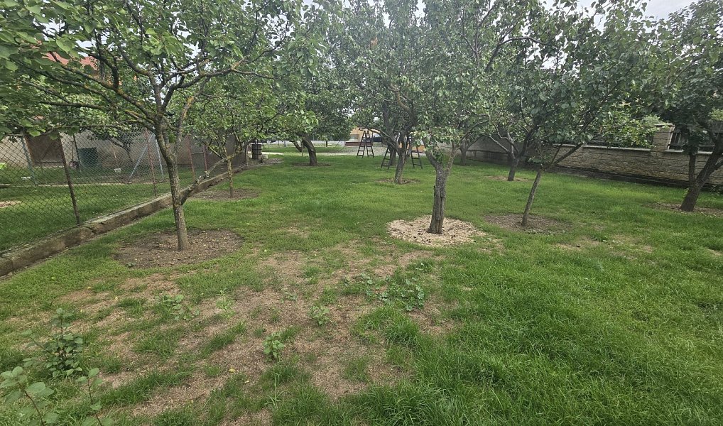 Prodej stavebního pozemku 900 m², Křelov-Břuchotín – náhled fotky 3