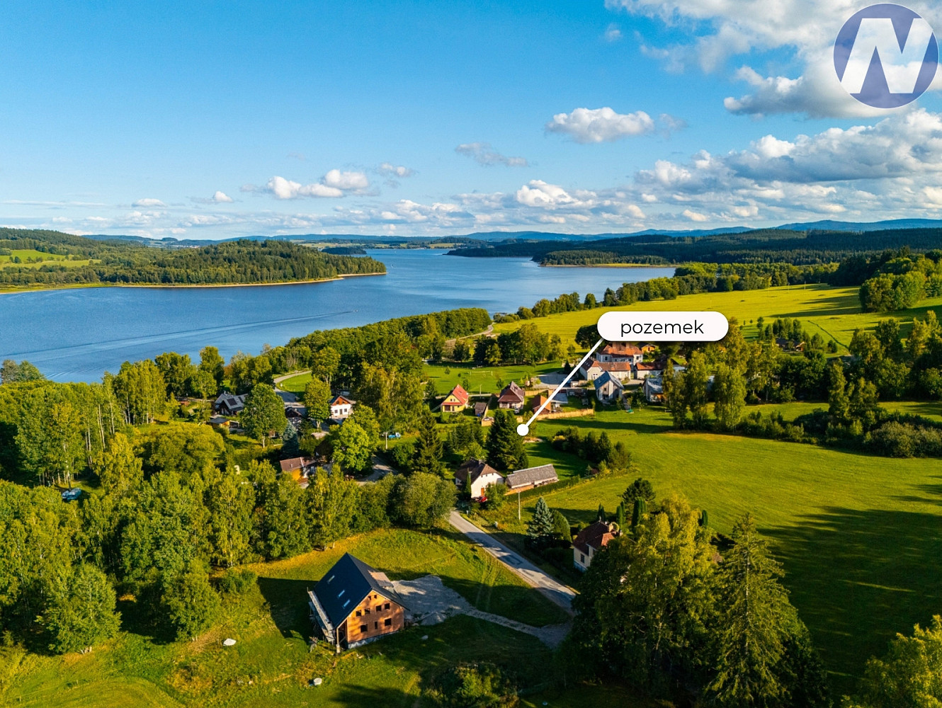 Prodej stavebního pozemku 4 957 m² – fotografie 3