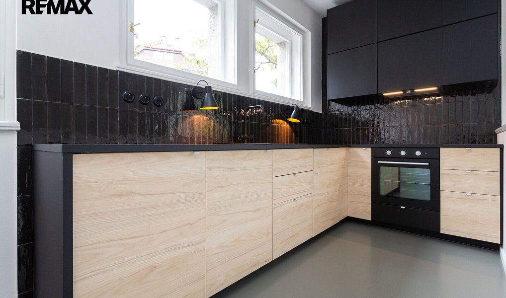 Pronájem bytu 2+kk 65 m², Praha – náhled fotky 3