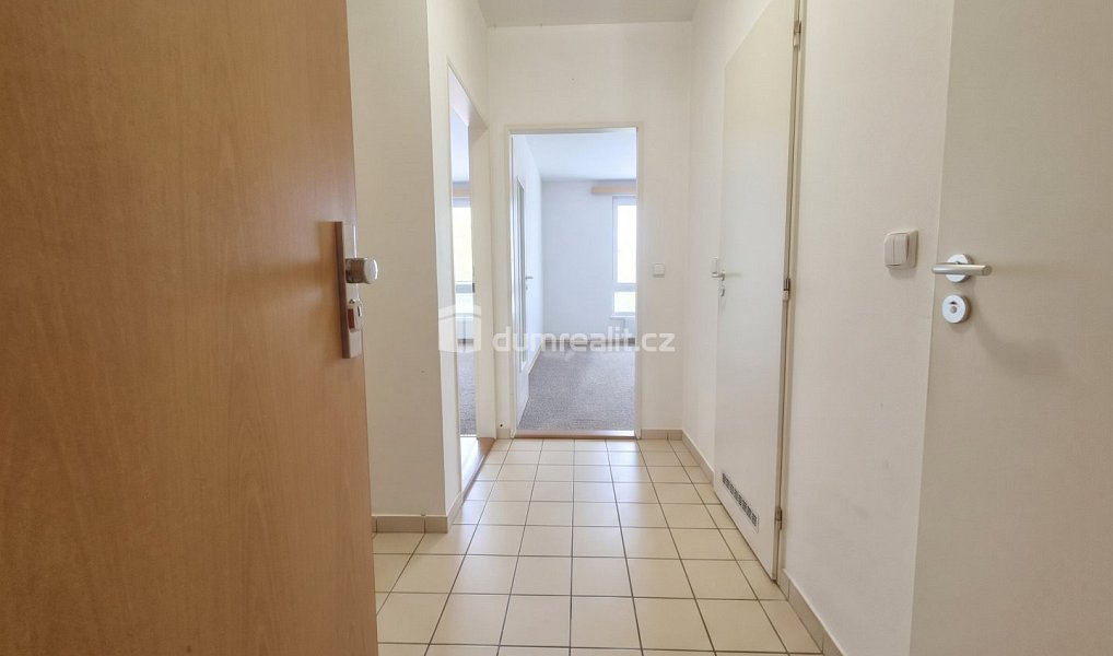 Pronájem bytu 2+kk 40 m², Roudnice nad Labem – náhled fotky 4