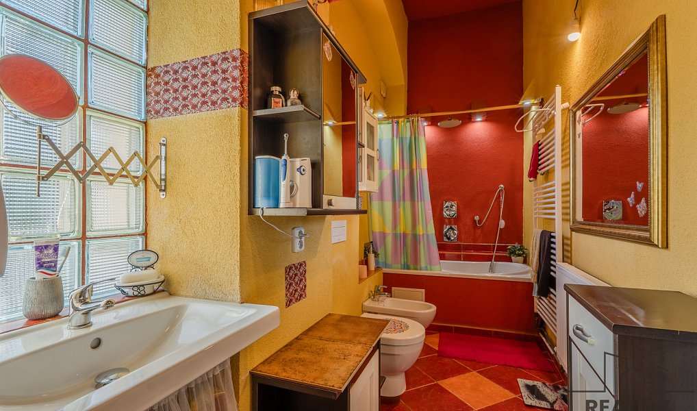 Prodej domu 292 m² s pozemkem 1 719 m², Kučerov – náhled fotky 21