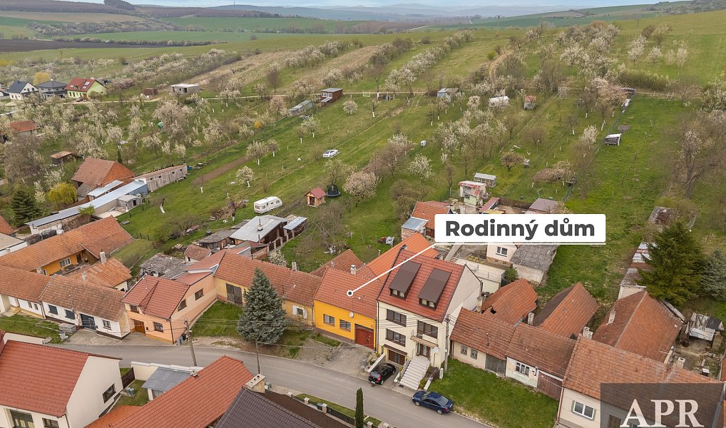 Prodej domu 105 m² s pozemkem 1 078 m², Boršice u Blatnice – náhled fotky 31