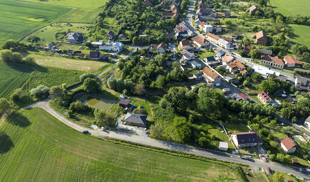 Prodej stavebního pozemku 1 100 m², Sulimov – náhled fotky 13