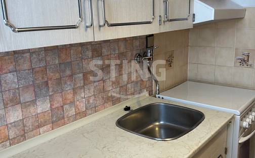 Pronájem bytu 2+1 47 m², Olomouc - Lazce