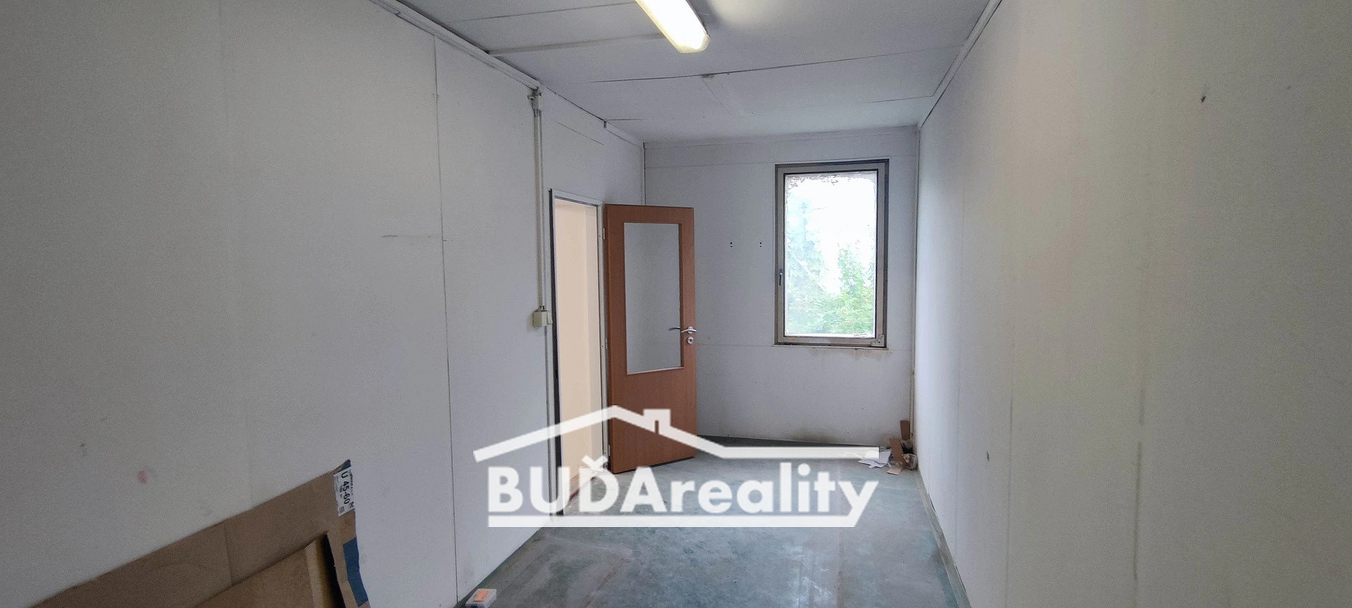 Pronájem výrobních prostor 129 m² – fotografie 4