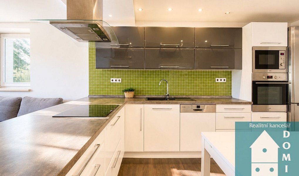 Prodej domu 241 m² s pozemkem 341 m², Halenkovice – náhled fotky 4