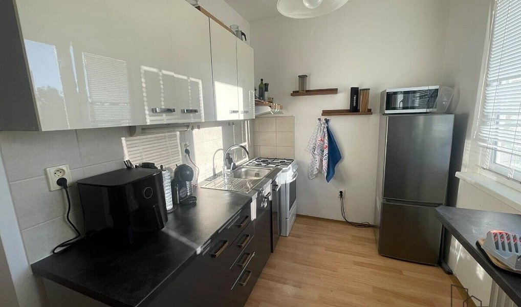 Pronájem bytu 2+1, 52 m², Břevnov - Praha 6, Praha