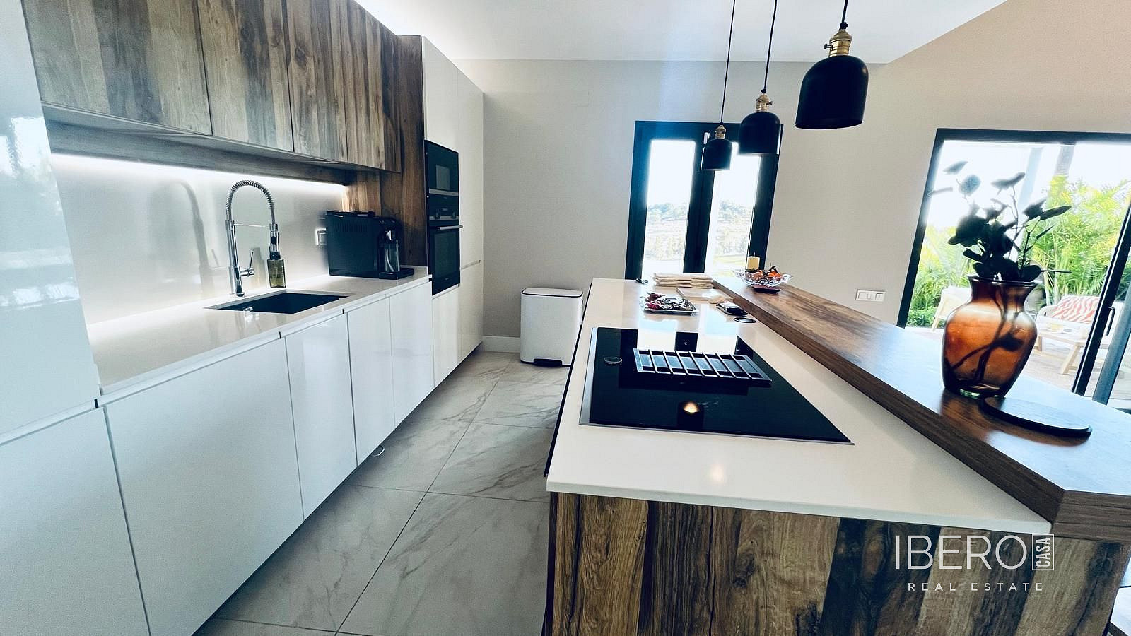 Prodej domu 359 m² s pozemkem 950 m² — photo 3
