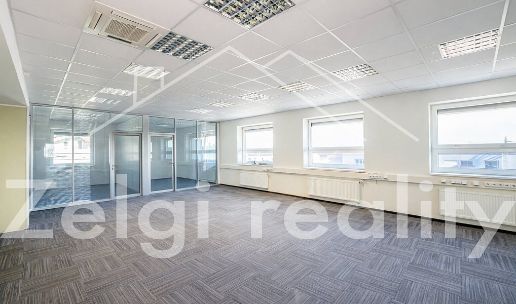 Pronájem skladovacích prostor 1 400 m², Brno – náhled fotky 4
