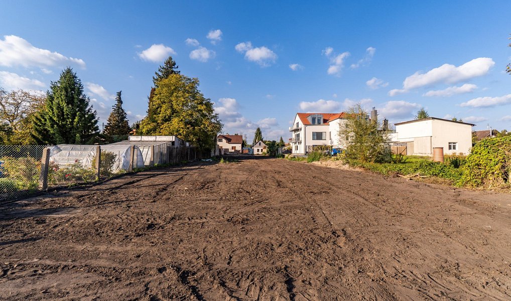 Prodej stavebního pozemku 950 m², Čelákovice – náhled fotky 8