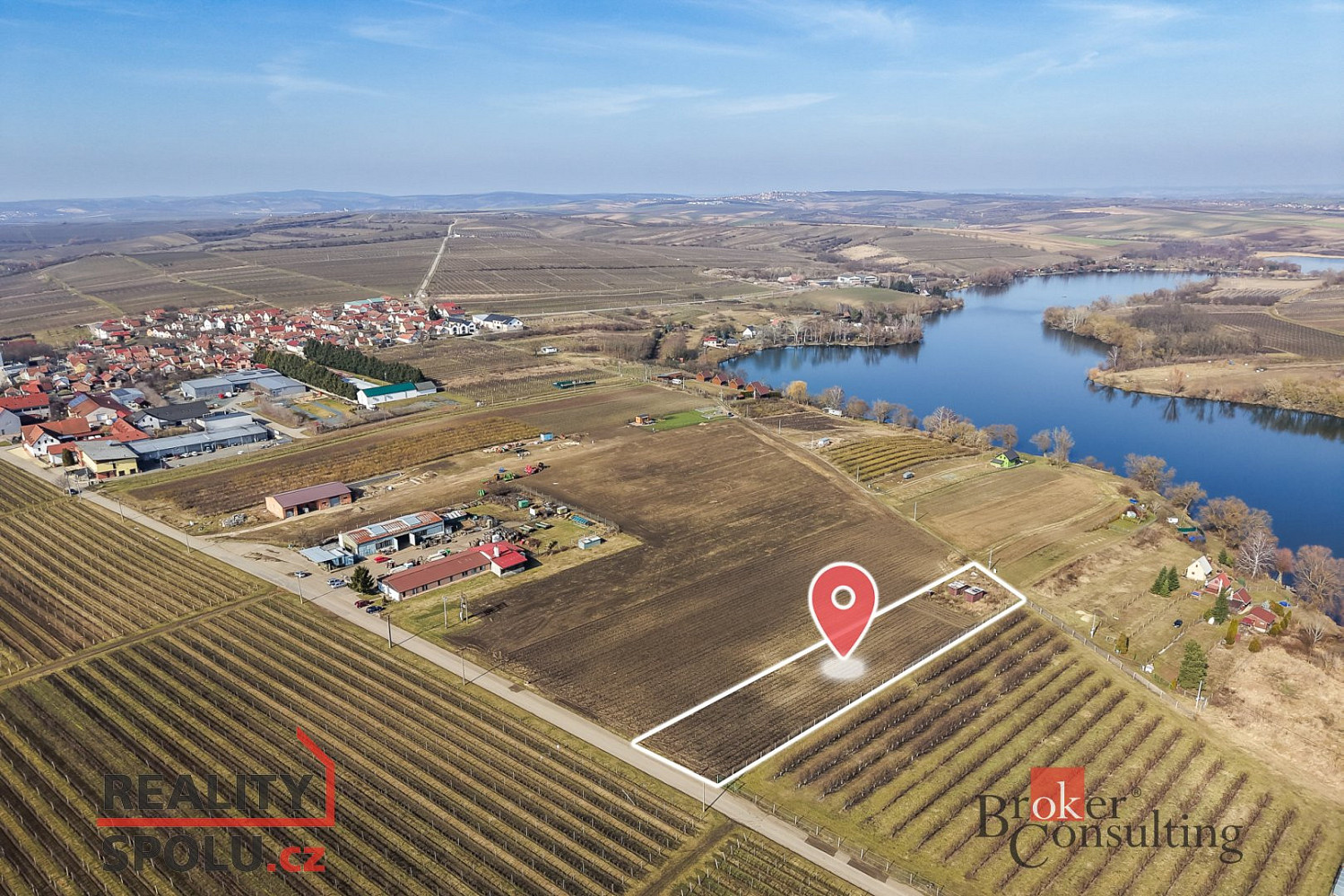 Prodej pozemku 2 791 m² – pohled 2