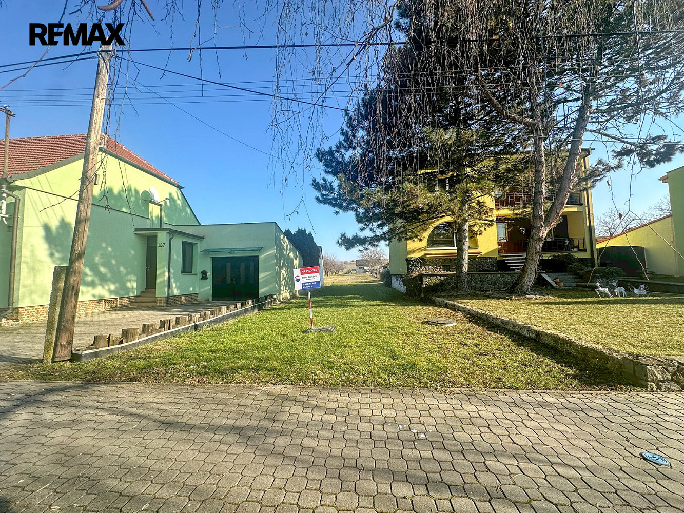 Prodej stavebního pozemku 600 m² — photo 2