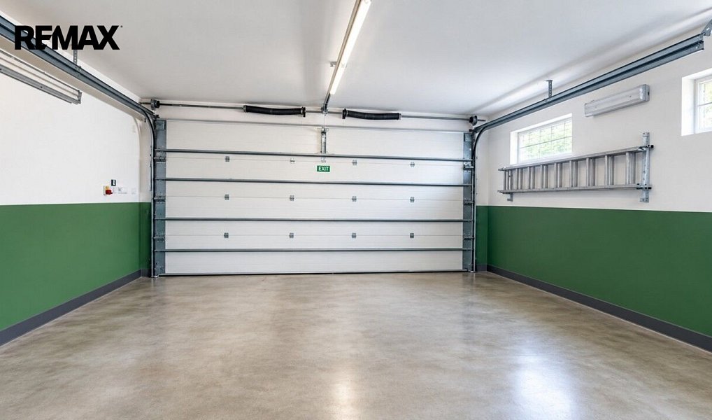 Pronájem kanceláře 314 m², Kladno – náhled fotky 8