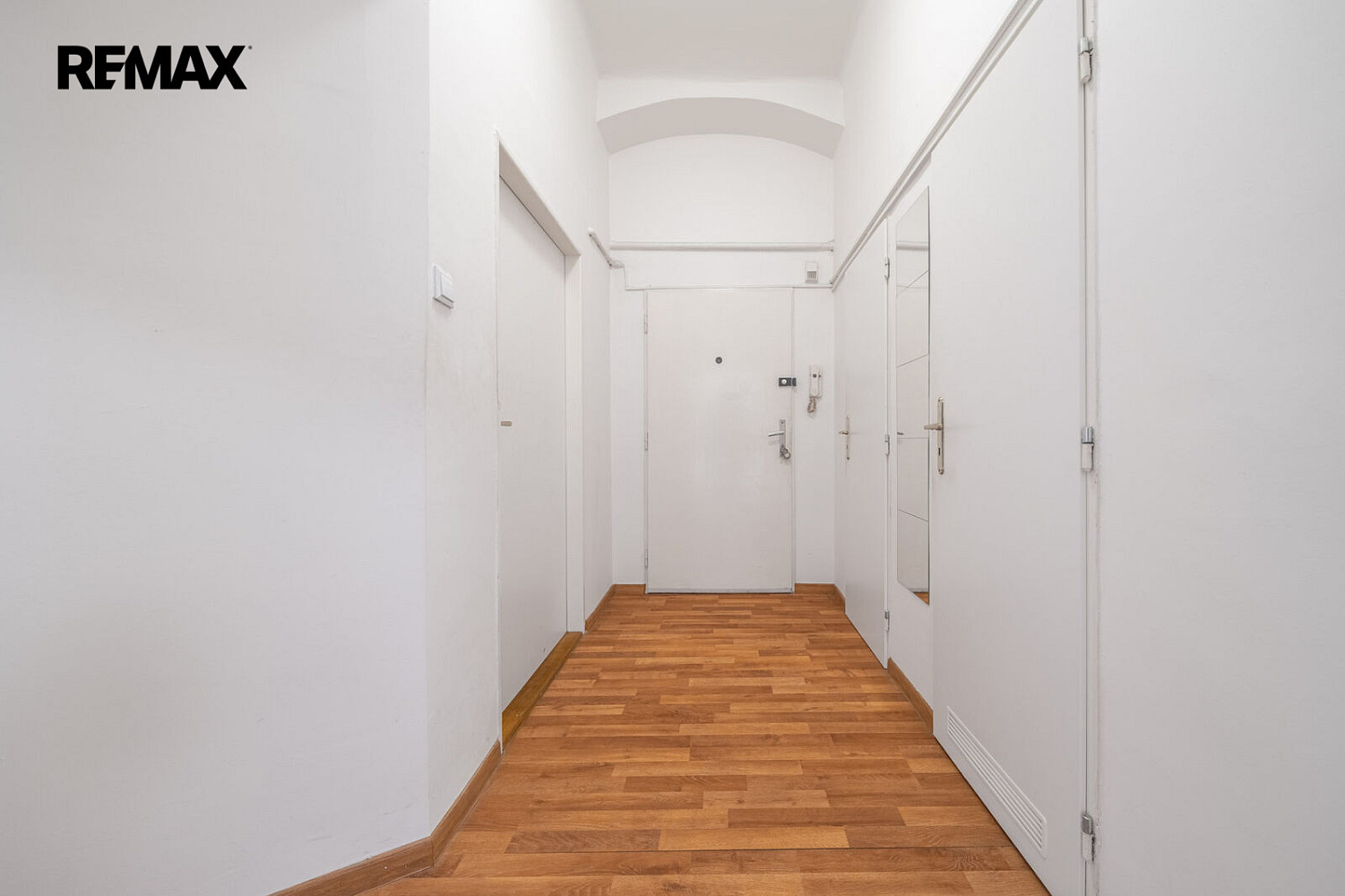 Pronájem bytu 2+1 73 m² – fotografie 4
