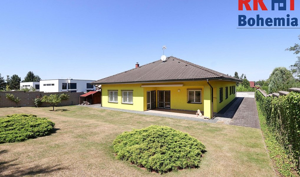 Prodej domu 266 m² s pozemkem 1 426 m², Šestajovice – náhled fotky 7