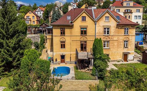 Prodej domu 200 m² s pozemkem 938 m²