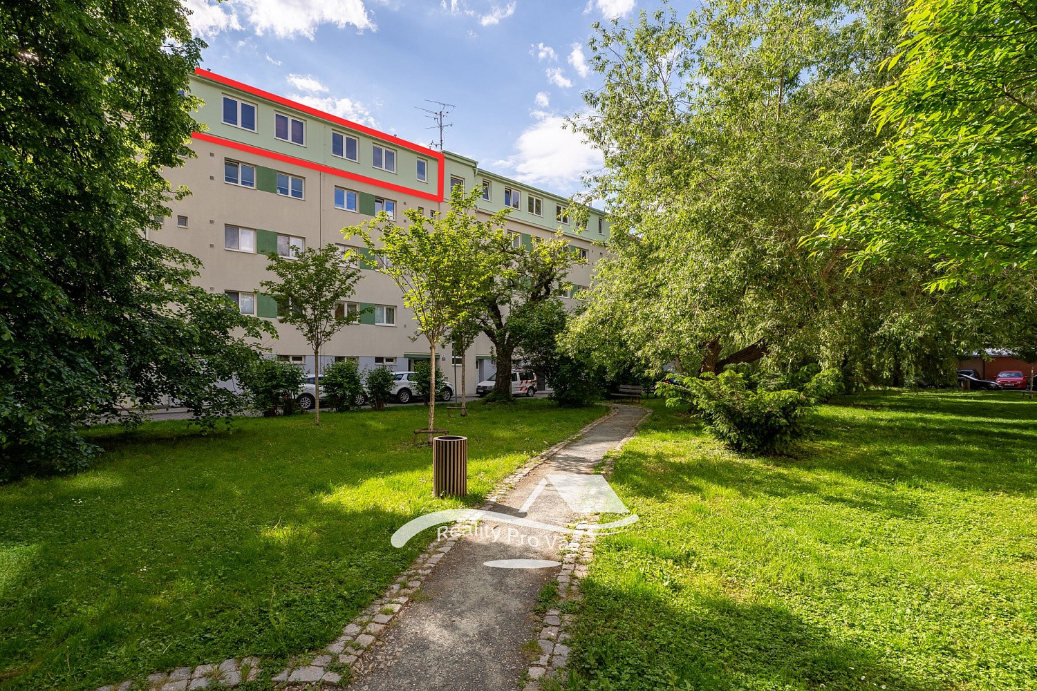 Prodej bytu 4+kk 198 m² — photo 2