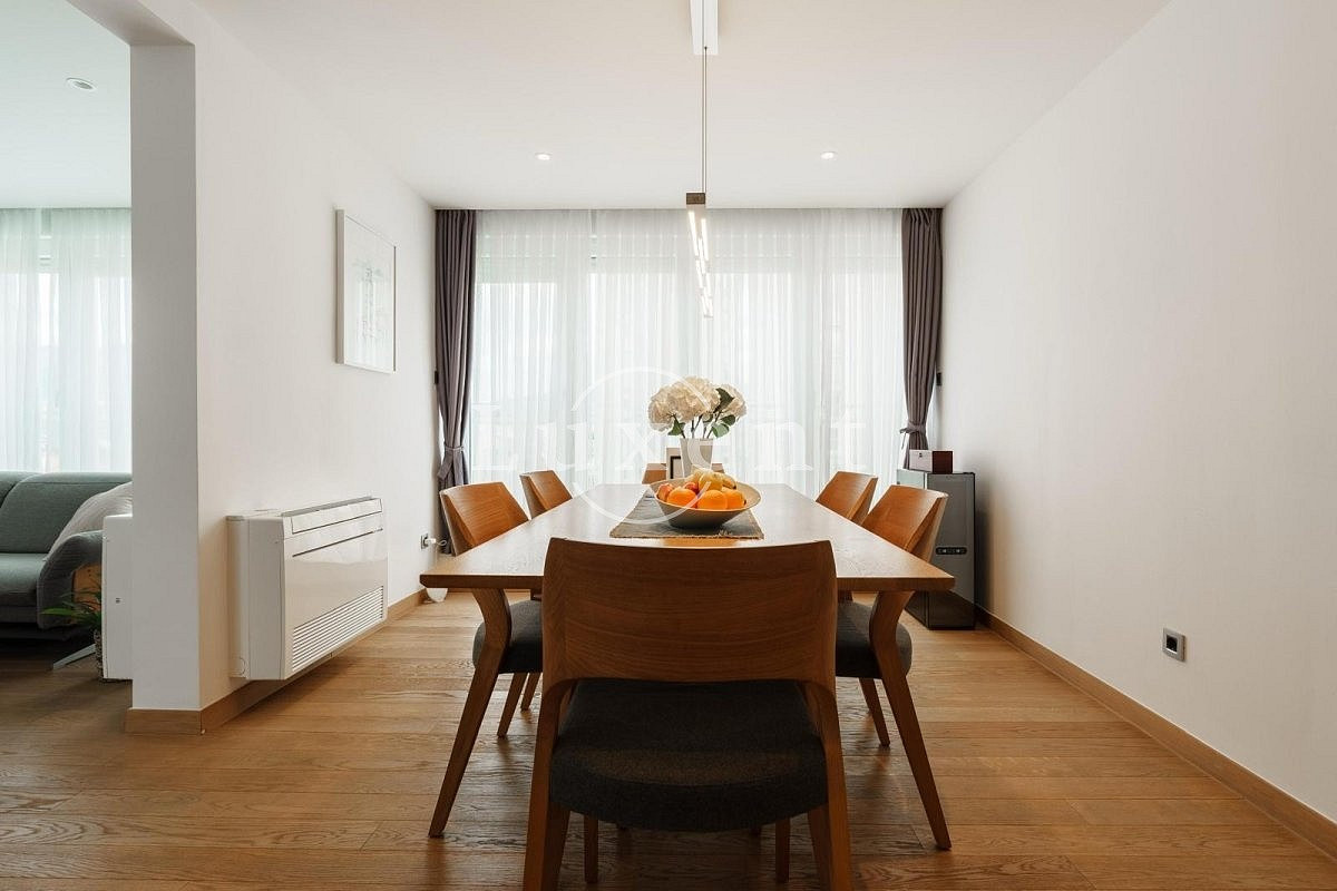 Prodej bytu 4+kk 108 m² – pohled 2