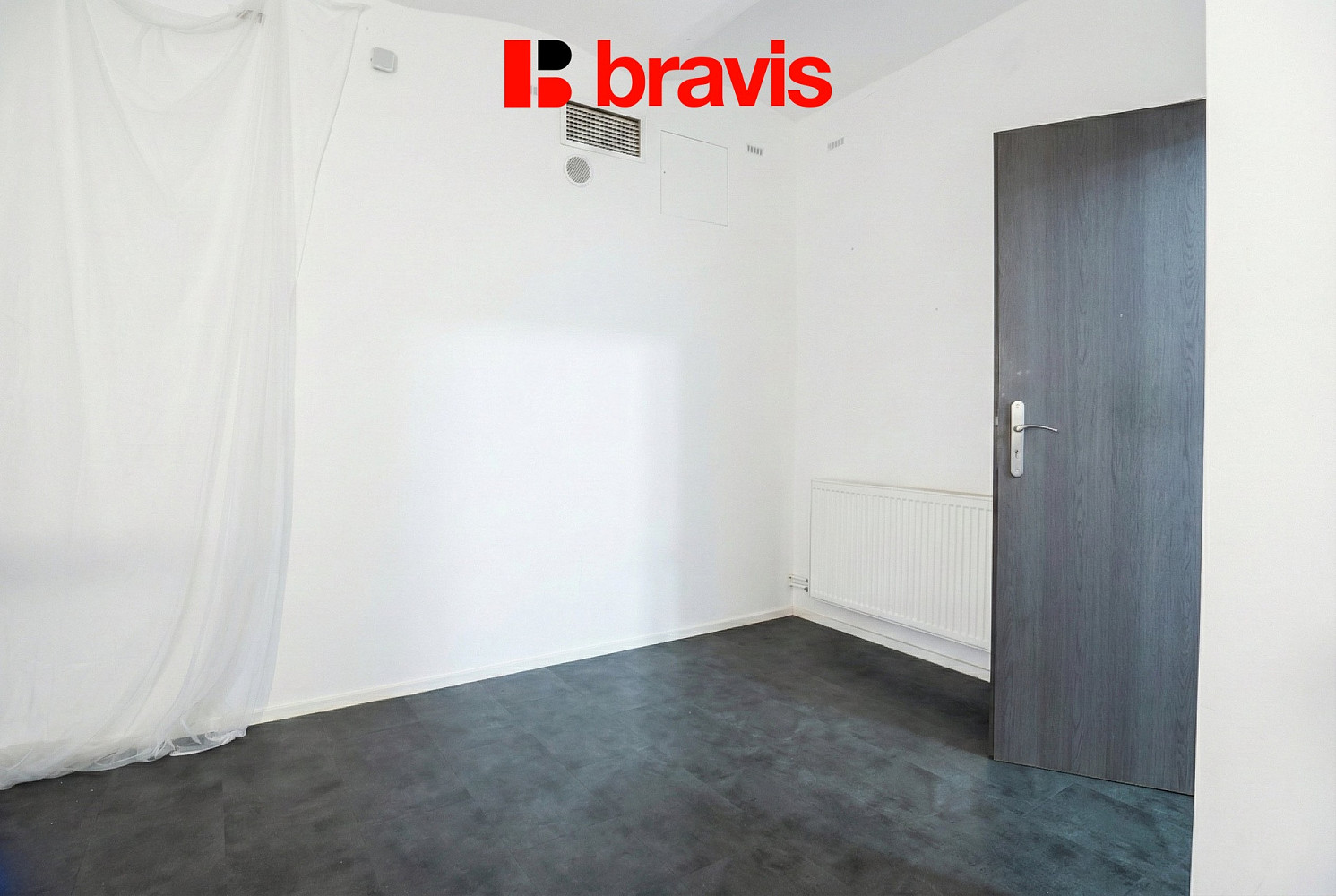 Pronájem obchodních prostor 140 m² — photo 3