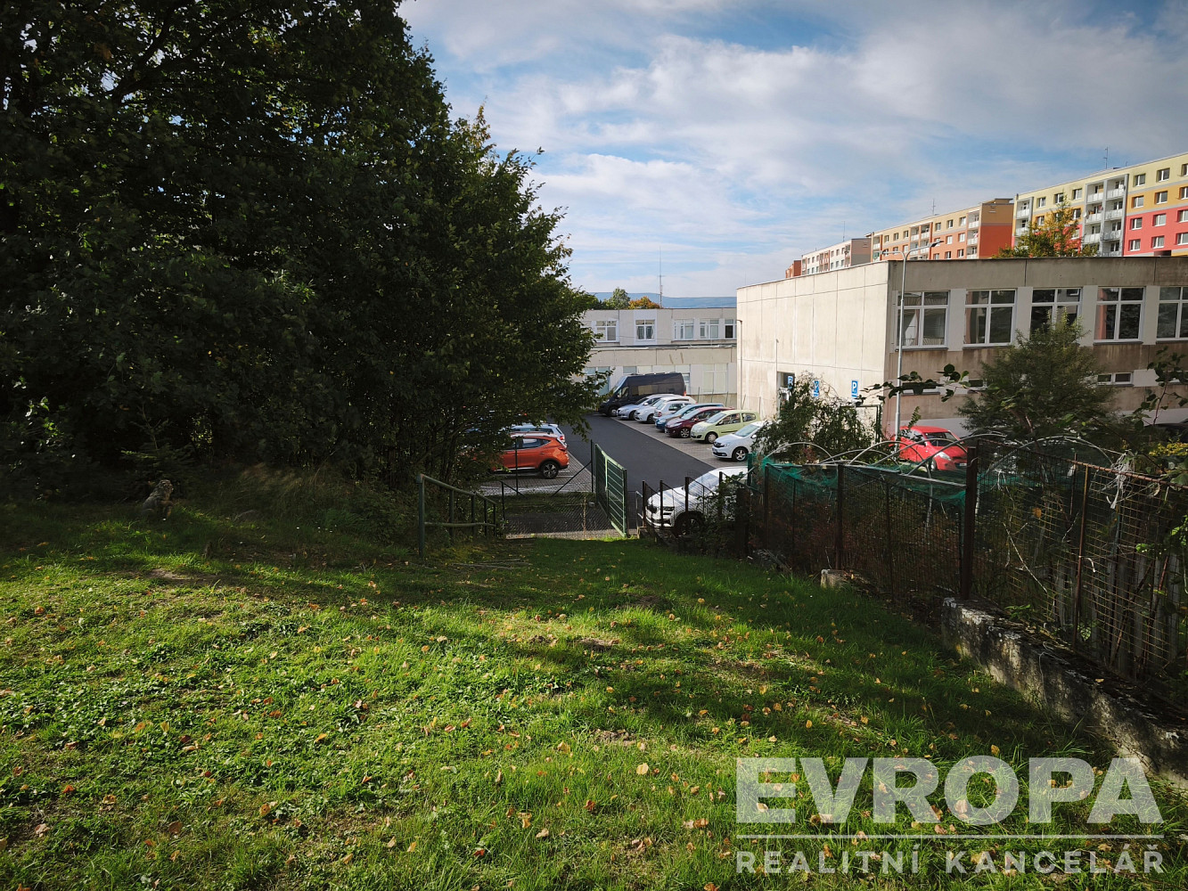 Prodej stavebního pozemku 1 243 m² – fotografie 2