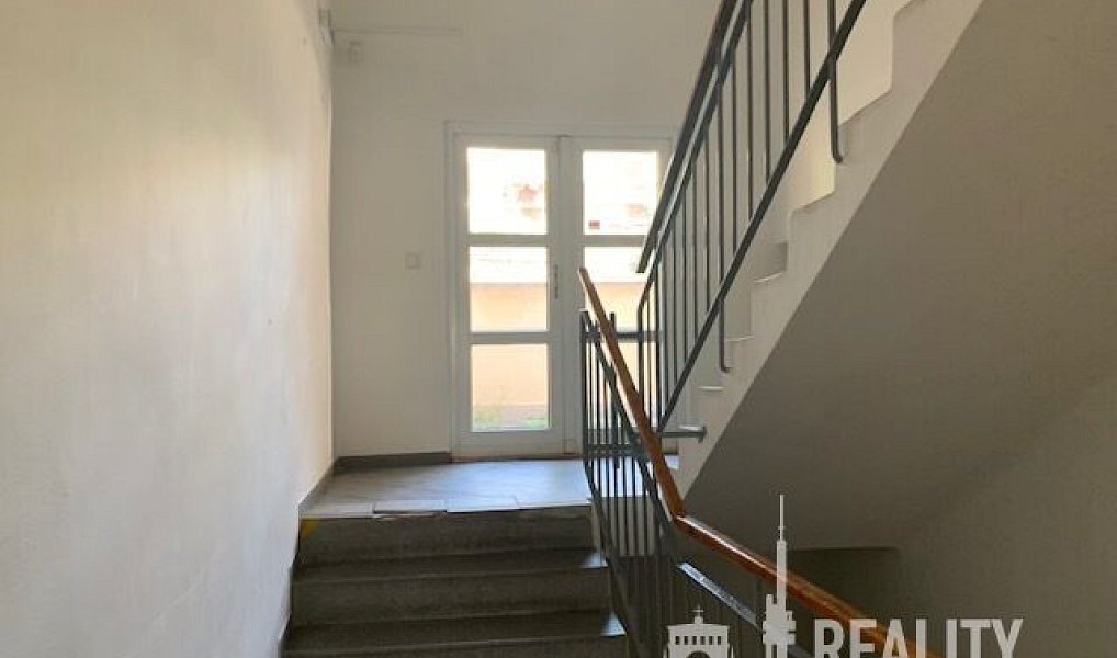 Pronájem kanceláře 347 m², Praha – náhled fotky 19