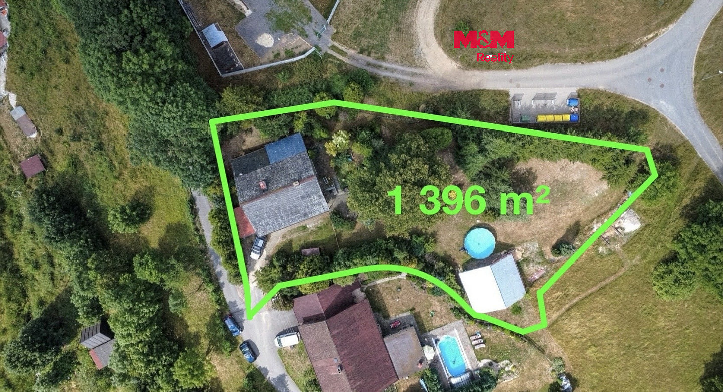 House, 242 m², land 1068 m²