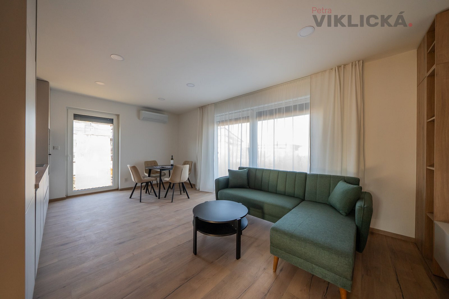 Prodej bytu 3+kk 72 m² — photo 2
