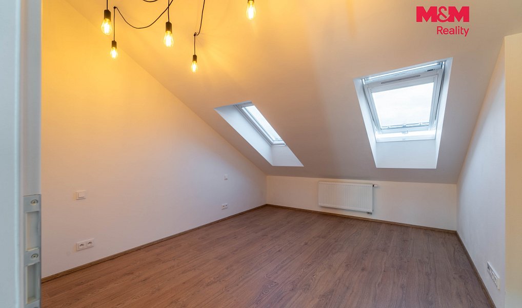 Prodej bytu 5+kk 112 m², Ořech – náhled fotky 15