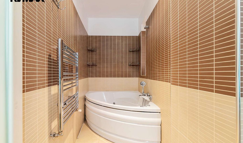 Prodej bytu 3+1 80 m², Praha – náhled fotky 19