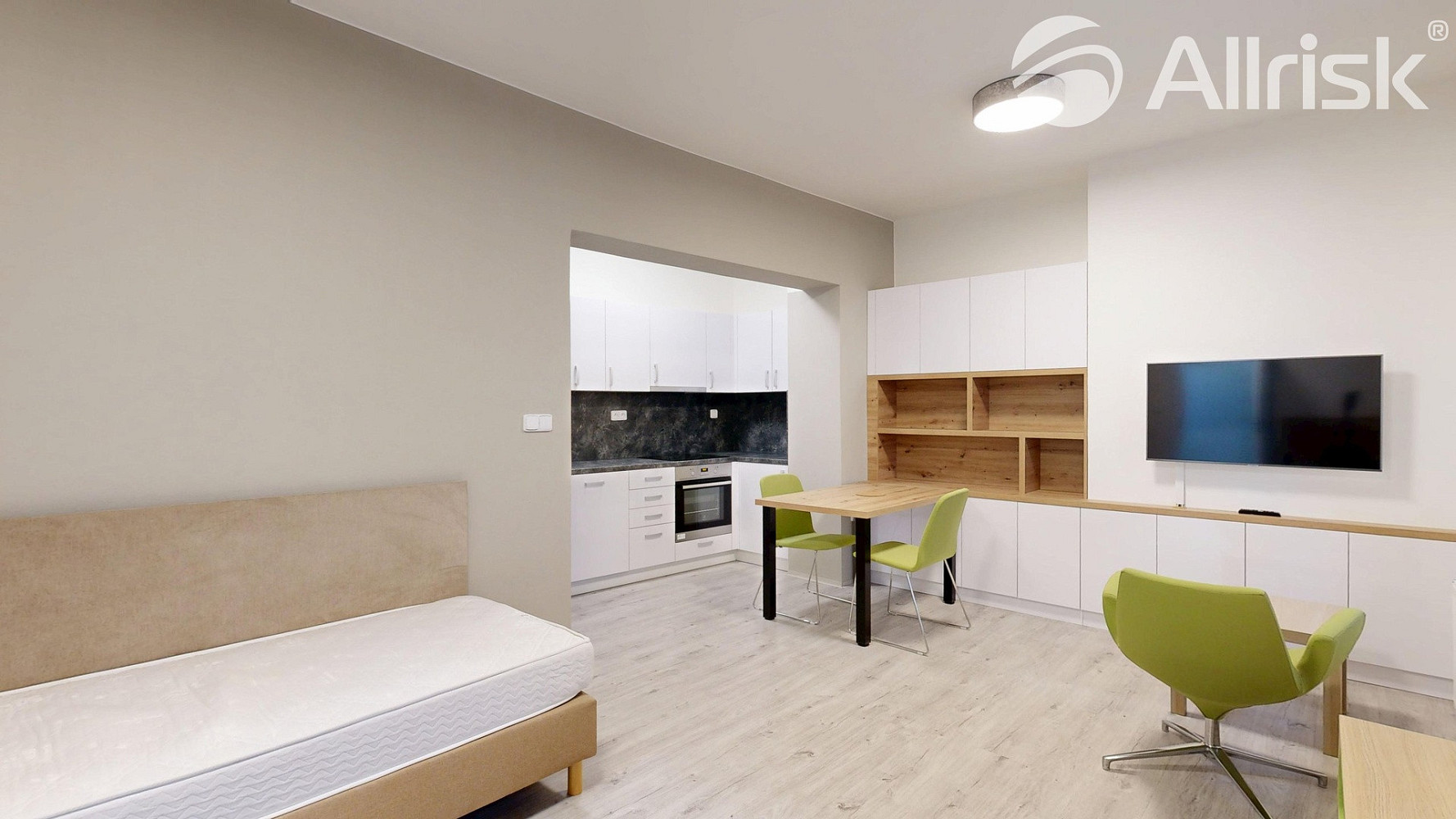 Pronájem bytu 1+kk 38 m² — photo 2