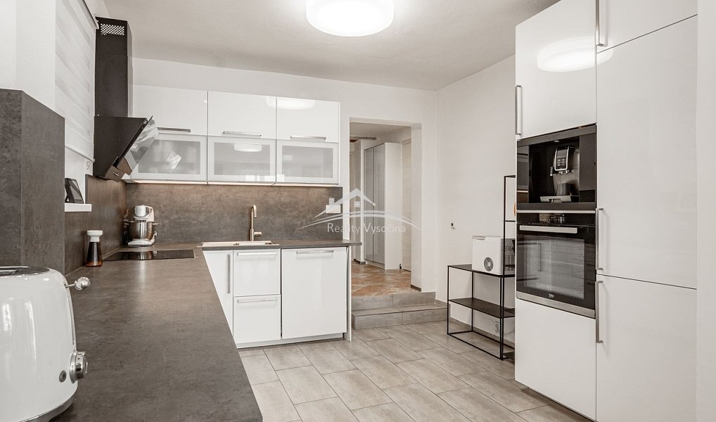 Prodej komerčního objektu (jiného typu) 480 m², Šimanov – náhled fotky 7