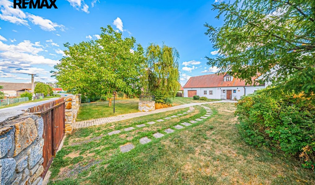 Prodej domu 271 m² s pozemkem 3 206 m², Hrachoviště – náhled fotky 46