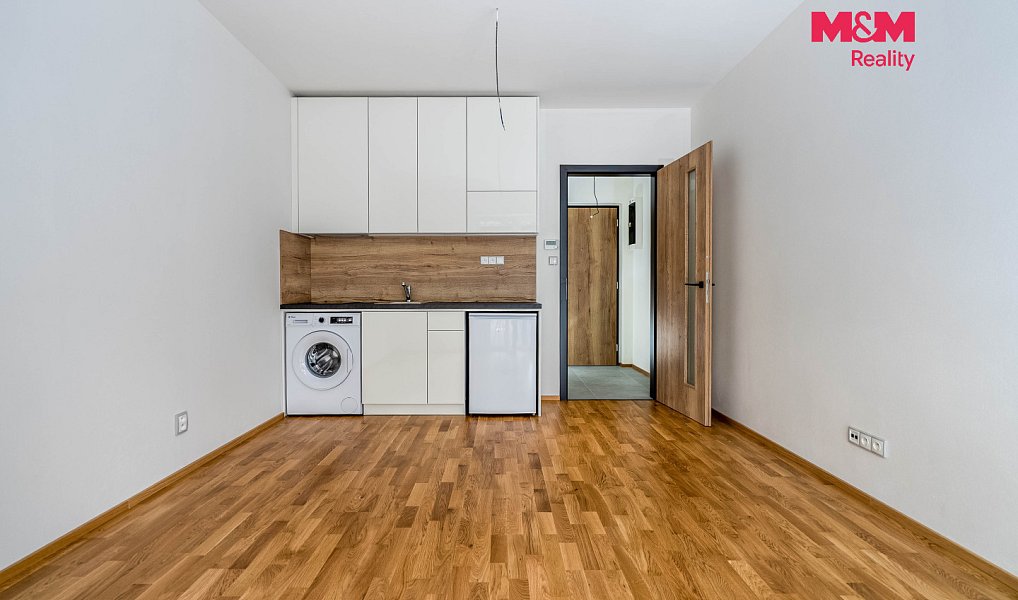 Prodej bytu 1+kk 24 m², Praha – náhled fotky 3